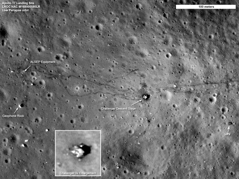 Illustration for article titled Sharpest photographs yet of the tracks humans left on the Moon